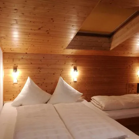 Poetscher * 마트레이 인 오스티롤